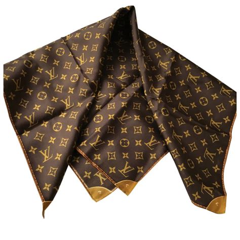 louis vuitton scarf silk.